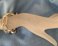 Shackle Link Equestrian Motif Bracelet