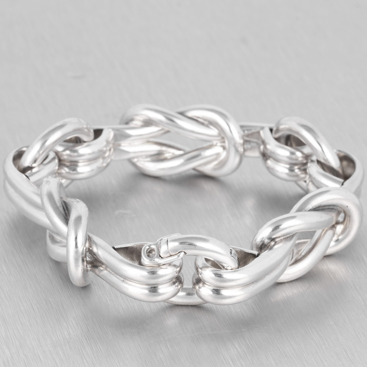 Vintage Gucci Sterling Silver Hercules Reef Knot Link Bracelet