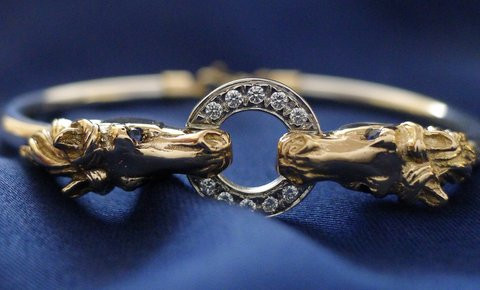 14k Yellow and Sterling Silver Horse Heads Bangle Bracelet with Diamond Ring