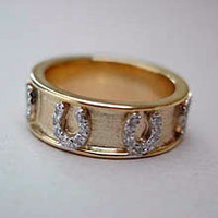 14k Yellow or White Gold Wedding Band Style Ring with Horseshoes