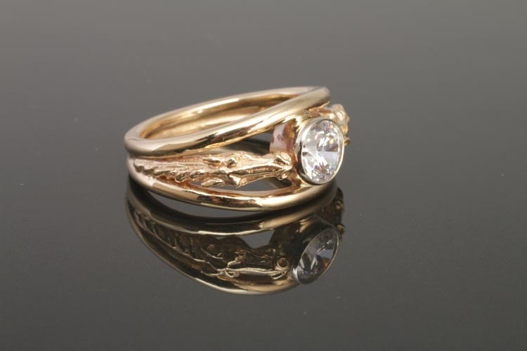 14K Gold Polished Horse Head Ring K5781 - JM Donoven Designs