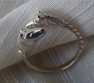 Light Silver Double Horse Head Ring