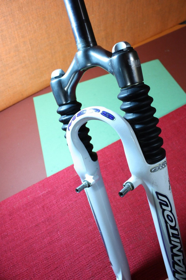 manitou air fork