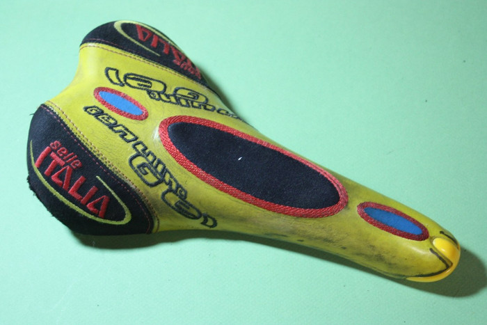 selle italia yellow