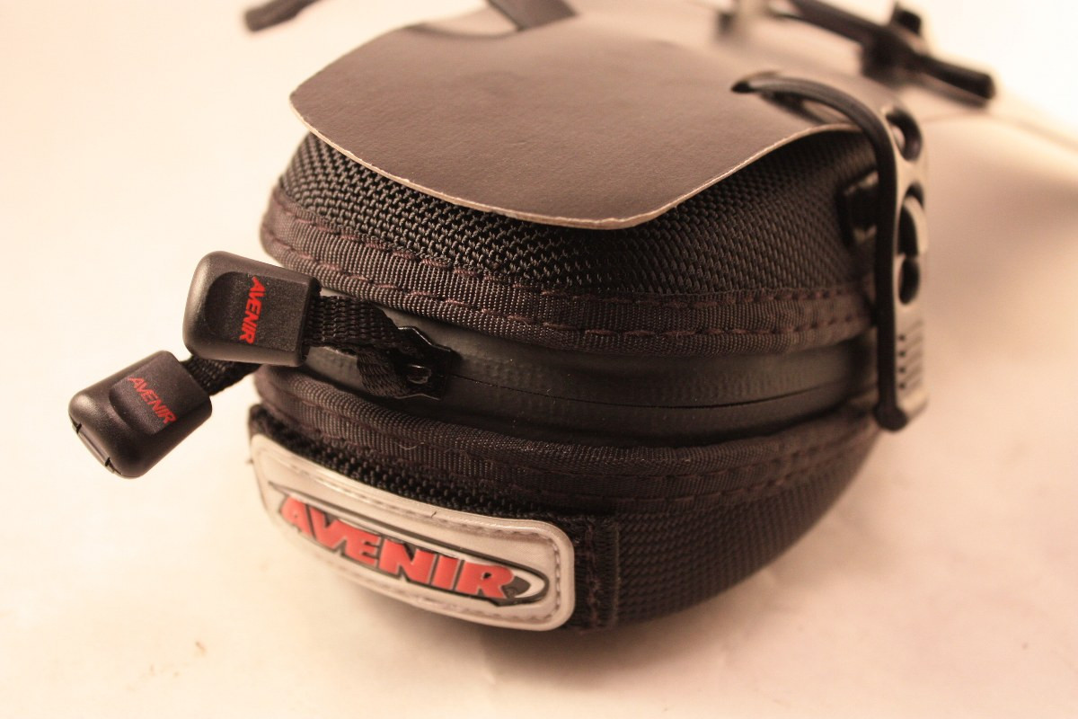 avenir saddle bag