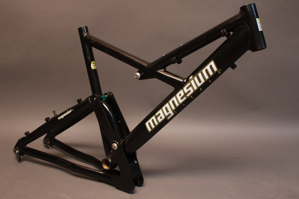 magnesium bike frame