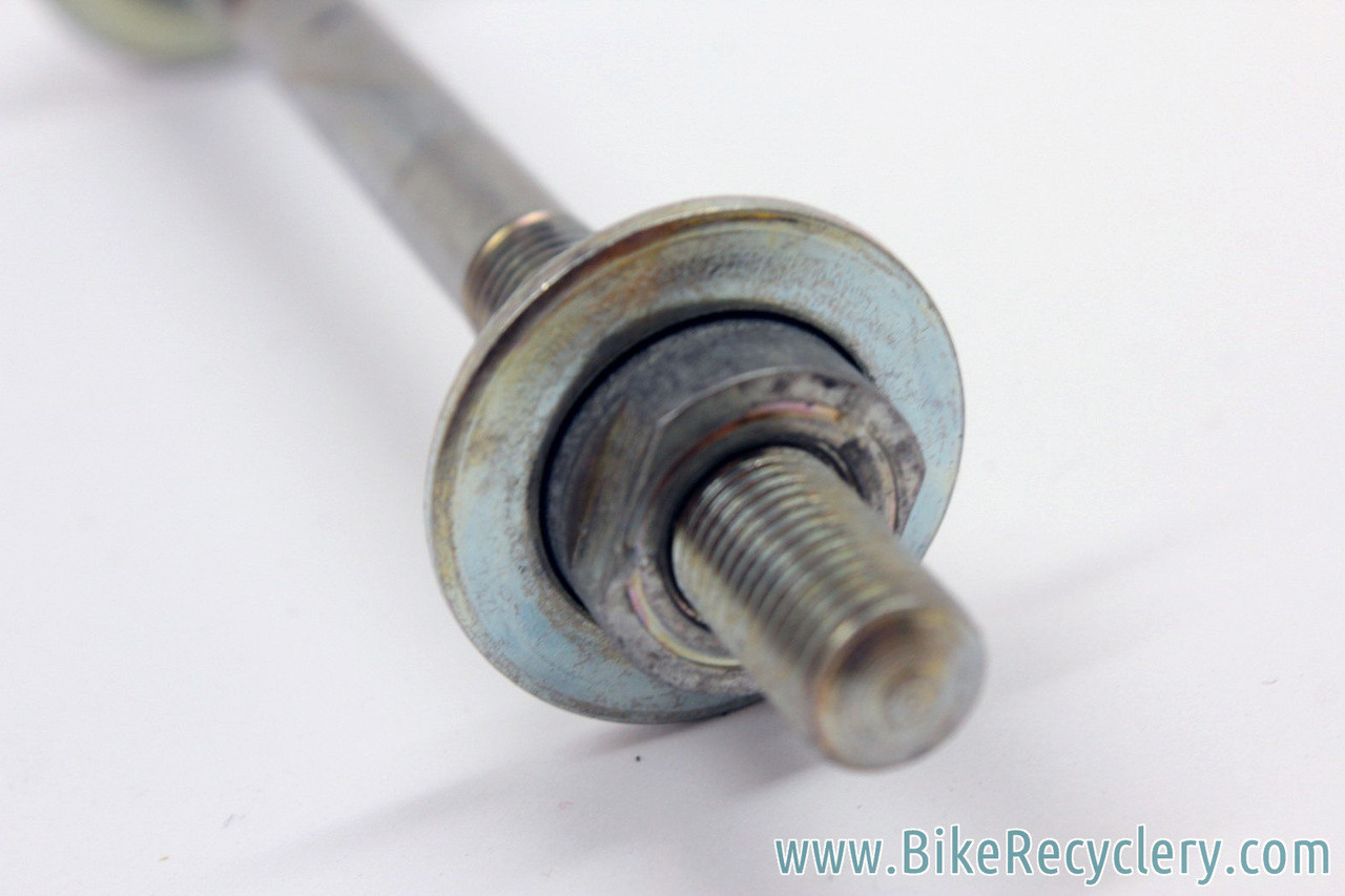 NOS Schwinn Rear Hub Axle w/ Cones & Dust Caps 140mm Length 1960's