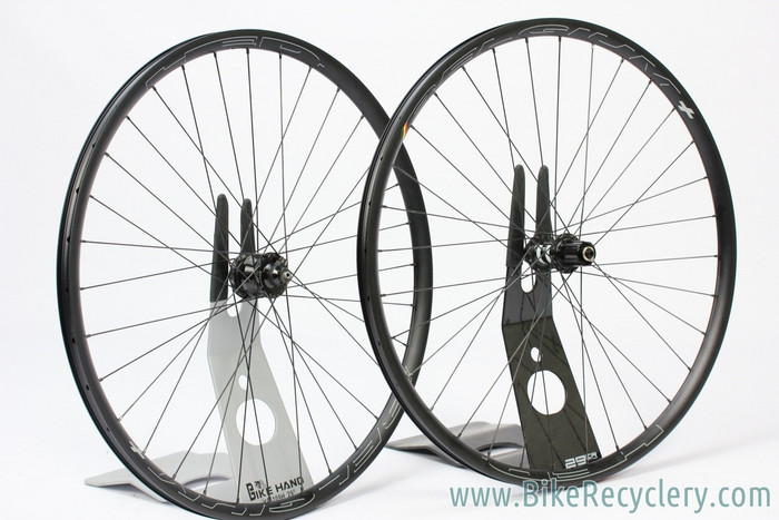 700c dynamo front wheel