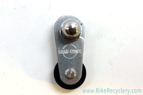 VINTAGE BIKE BICYCLE CENTER PULL BRAKE CABLE HANGER ROAD BIKE NOS CENTERPULL NEW