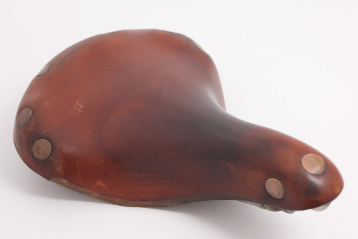 brooks team pro titanium