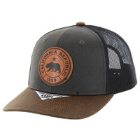 SM556 CALI BEAR  , OIL LEATHER TRUCKER - BLACK