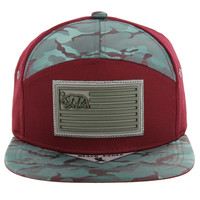 SM7175 CALI BEAR FLAG, 7 PANEL (BURGUNDY / TEAL CAMO)