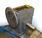 NEW Winsmith 943MDT Gearbox Worm Gear 25:1 Speed Reducer 3-Hp S33000D4