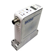 Brooks Instrument GF120CXXC Mass Flow Controller MFC NF3 400 SCCM GF120C-104661