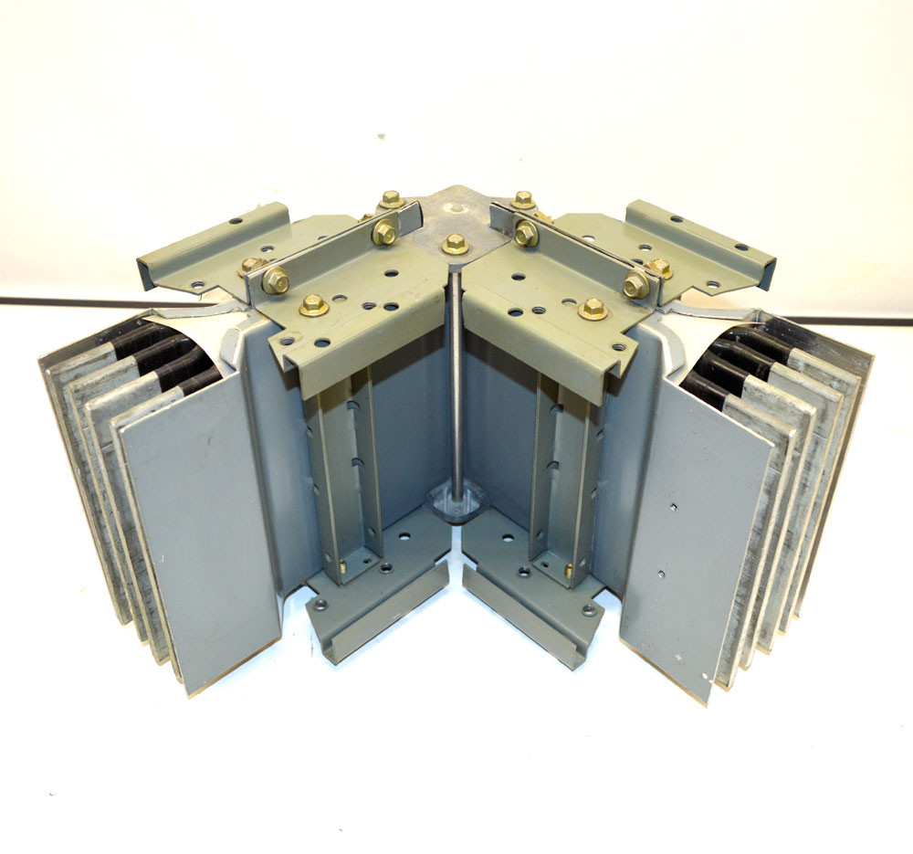 Square D AFH2516GLEM11 Busway Elbow 1600Amp ILine II Edgewise