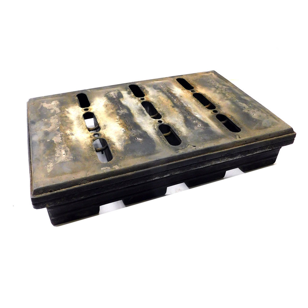Lockwood 64 4-Strap Steel Commercial Baking Pans 24Lx 13.75Wx 3.5H (3)