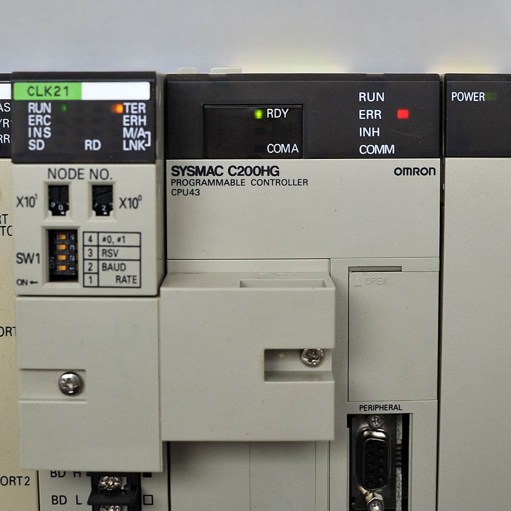 OMRON シーケンサー SYSMAC C200H プログラミングコントローラーCPU02