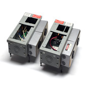 GE DFPTQLR4 Flex-A-Plug Plug-In 50A 240VAC Breaker Boxes 3PH4W (2)