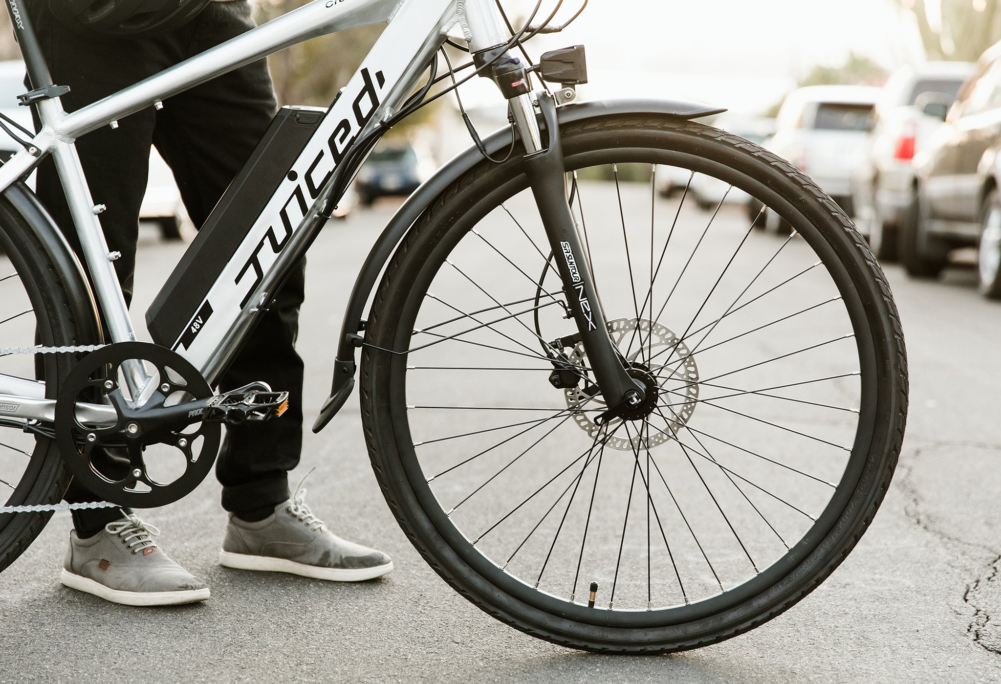 juiced scrambler ebike