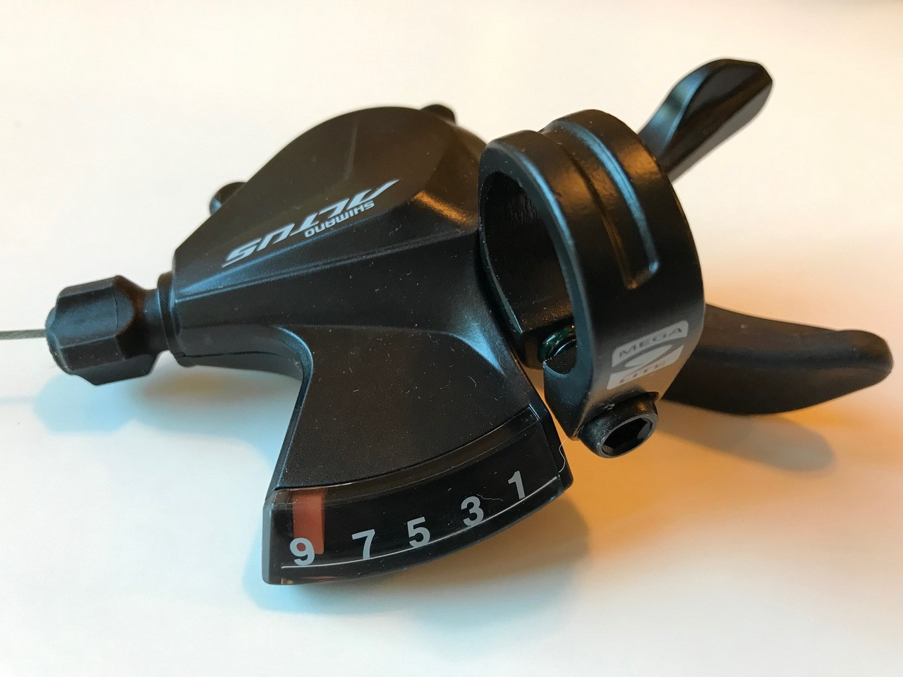 Shimano Altus 9 speed shifter as used on the Juiced CrossCurrent S