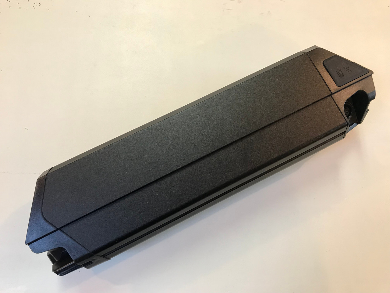 Premium high current 48V 16ah battery fits most Juiced bikes Hilleater.ca