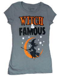 Wound Up Womens Junior Gray Witch & Famous T-Shirt Halloween Fitted Shirt