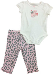 https://d3d71ba2asa5oz.cloudfront.net/33000706/images/2whitekittenlittlesisterpinkanimalprint41818.jpg