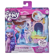 My Little Pony Scenes Critter Creation Izzy Moonbow Unicorn Figure 25 pc Playset
