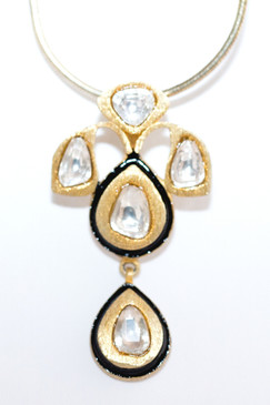 BLACK VINTAGE TEAR DROP PENDANT