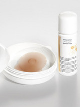 adhesive nipple and cleanser set by Amoena 