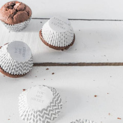 Cupcake Liners, White & Silver