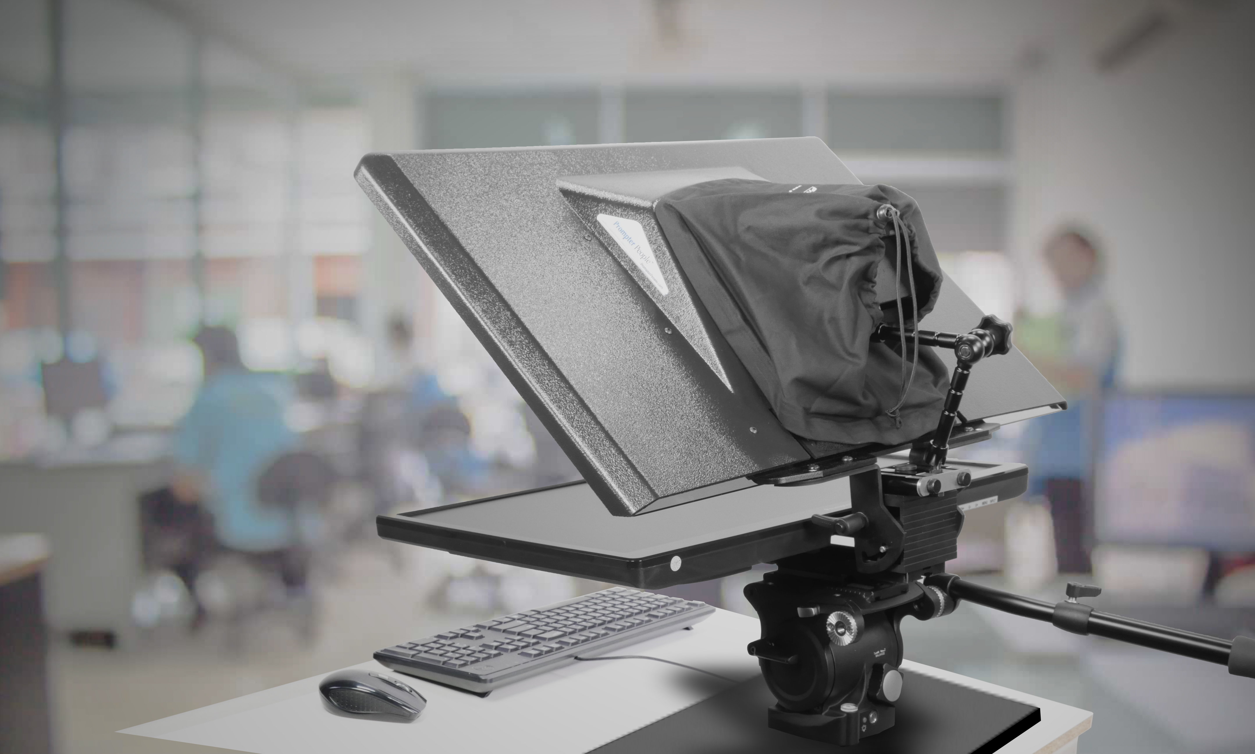 Remote Video and Streaming Desktop Teleprompter for Video