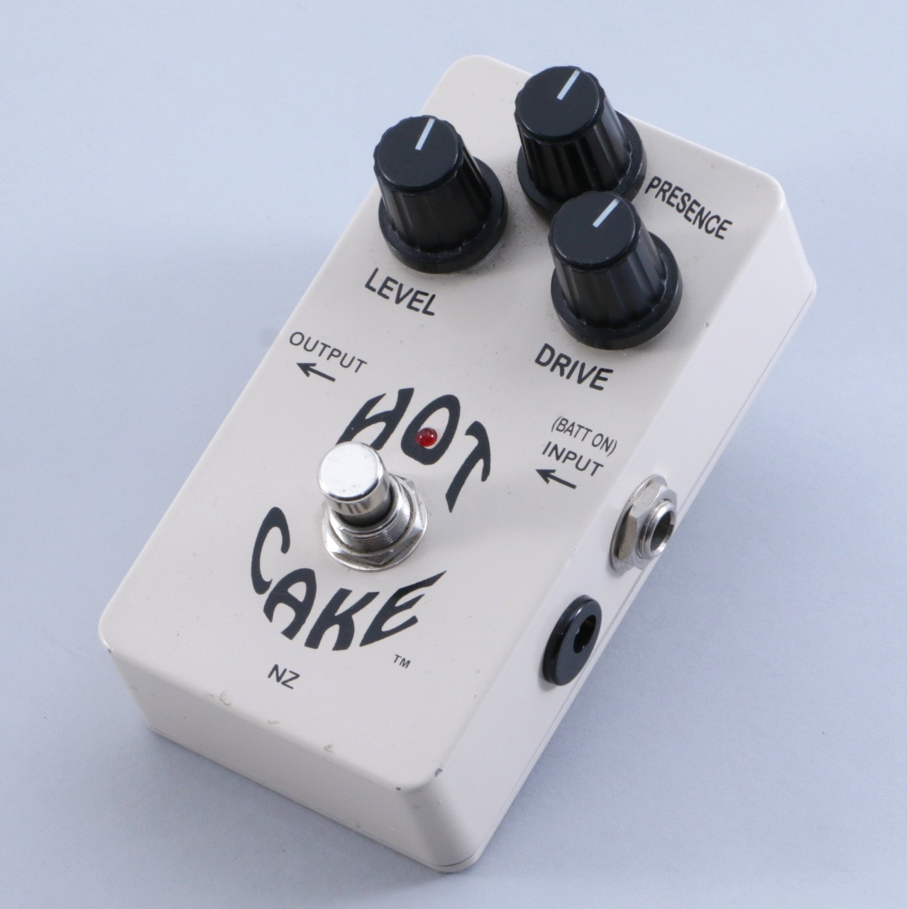 Crowther Hot Cake Distortion Guitar Effects Pedal P04376