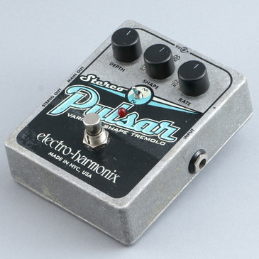 Electro-Harmonix Stereo Pulsar Tremolo Guitar Effects Pedal P-21520