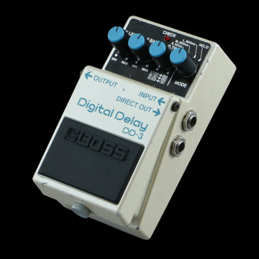 Boss DD-3 Digital Delay Guitar Effects Pedal P-28581