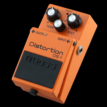 Boss DS-1 Distortion Guitar Effects Pedal P-29602