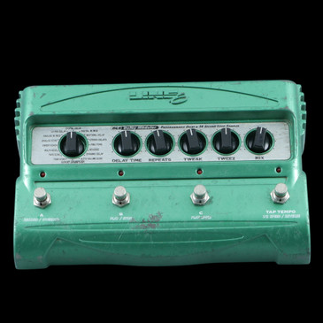 Line 6 DL4 Delay Modeler Guitar Effects Pedal P-30147