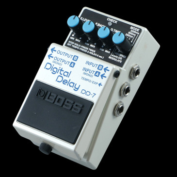 Boss DD-7 Digital Delay Guitar Effects Pedal P-30405