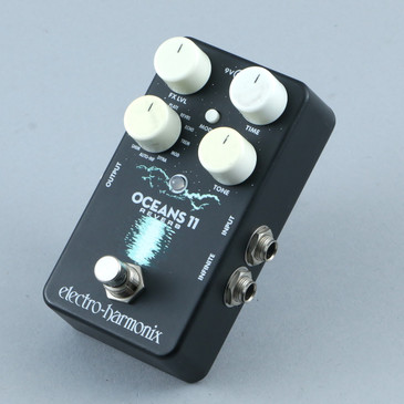Electro-Harmonix Oceans 11 Reverb Guitar Effects Pedal P-30533