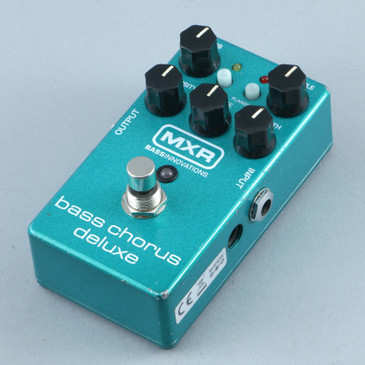 MXR M83 Bass Choruse Deluxe Bass Guitar Effects Pedal P-30574