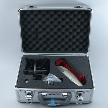 Shure KSM32 Cardioid Condenser Microphone MC-7592