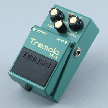 Boss TR-2 Tremolo Guitar Effects Pedal P-30829