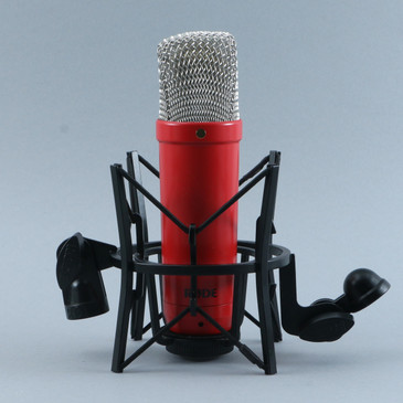 Rode NT1 Cardioid Condenser Microphone MC-7610