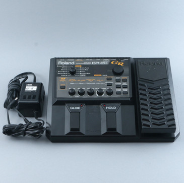 Roland GR-20 Guitar Synthesizer Guitar Effects Pedal P-31054