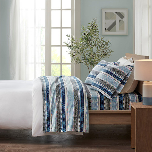 Blue Grey & White Geo Stripes Cotton Flannel Printed Sheet Set (Cozy Flannel-Blue Fair Isle)