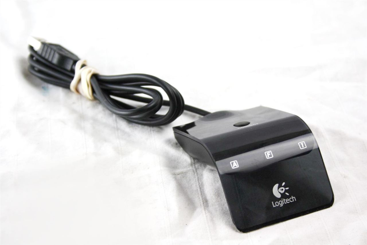 Genuine Logitech CBT44 USB Keyboard & Mouse Wireless Receiver LZ010AS