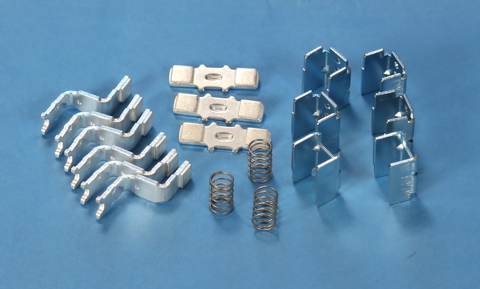 SES 6-65-2 CUTLER HAMMER SIZE 1 3 POLE FREEDOM SERIES REPLACEMENT CONTACT KIT