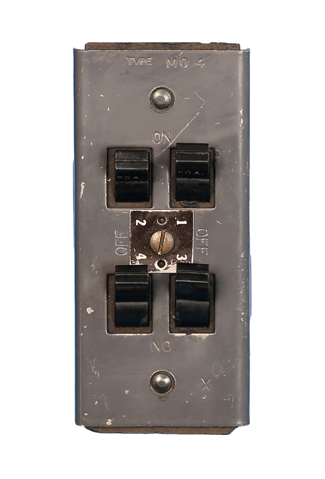 Sell Old Circuit Breakers