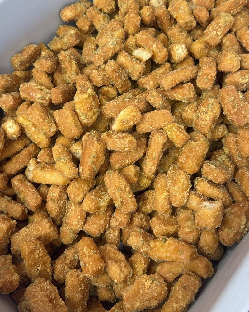 Gud para snacks coated in jaggery for catering orders