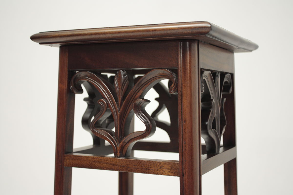 Mahogany Indoor Plant Stands by Laurel Crown Furniture